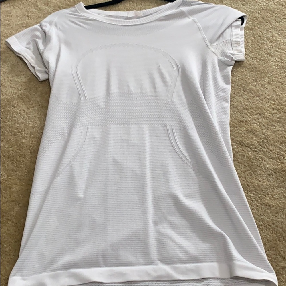 Lululemon Swiftly Tech Top